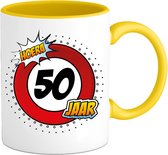 50 Jaar Verkeersbord Abraham en Sarah Mok met tekst | Grappig Verjaardag Beker Cadeau | Bedrukte Koffie en Thee Mokken | Zwart | 330 ML