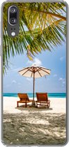 Geschikt voor Huawei P20 hoesje - Strand - Strandstoel - Parasol - Siliconen Telefoonhoesje