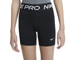 foto van Nike Pro short Sportbroek Unisex - Maat 140 M-140/152