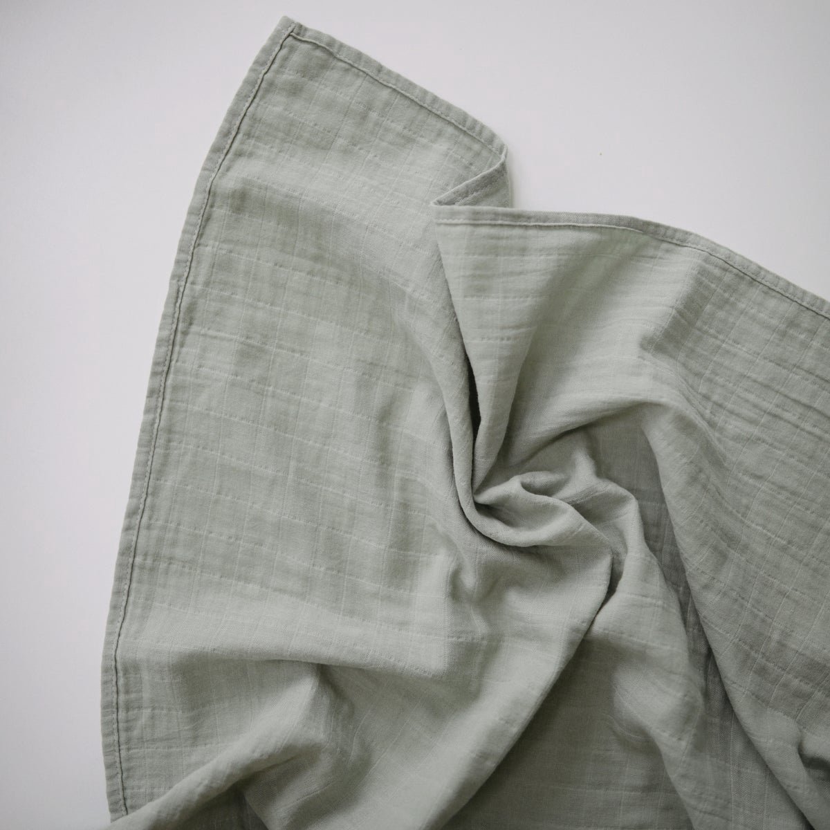 Goedkoopste Hydrofiele doeken - Mushie swaddle XL - Hydrofiele doek 120 x 120 cm - Hydrofiel Luier - Inbakerdoek | Groen - Sage
