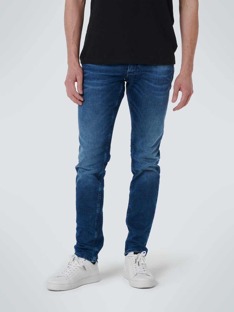 Tapered fit jeans