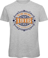 1916 The One And Only | Feest Kado T-Shirt Heren - Dames | Donker Blauw - Goud | Perfect Verjaardag Cadeau Shirt | Grappige Spreuken - Zinnen - Teksten | Maat M