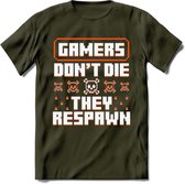 Gamers don't die pixel T-shirt | Oranje | Gaming kleding | Grappig game verjaardag cadeau shirt Heren – Dames – Unisex | - Leger Groen - M