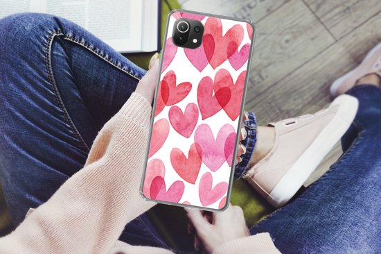 Telefoonhoesje Geschikt voor Xiaomi 11T hoesje - Een illustratie met hartjes van waterverf - Siliconen Telefoonhoesje Telefoonhoesje