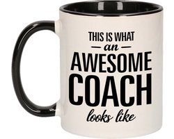 Awesome coach - Geweldige coach beker - koffie mok - zwart met wit - cadeau - 300 ml - keramiek - zwarte bekers