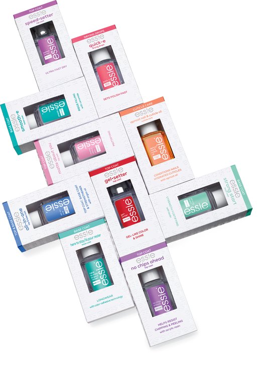 Een verzameling van Essie nagellak en verzorgingsproducten in verschillende verpakkingen.