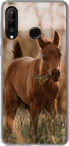 Geschikt voor Huawei P30 Lite hoesje - Paard - Zon - Gras - Siliconen Telefoonhoesje