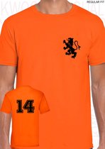 Johan Cruijff heren t-shirt - Oranje met zwart - Maat S - Regular Fit - Korte mouwen - Ronde hals -  Legendarische nummer 14 - EK WK voetbal - Nederlands Elftal - Europees voetball
