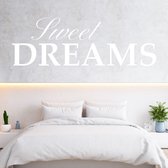 Stickerheld - Muursticker Sweet dreams - Slaapkamer - Droom zacht - Slaap lekker - Engelse Teksten - Mat Wit - 55x162.8cm