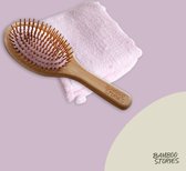 Bamboe haarborstel medium en bamboe haarhanddoek paars