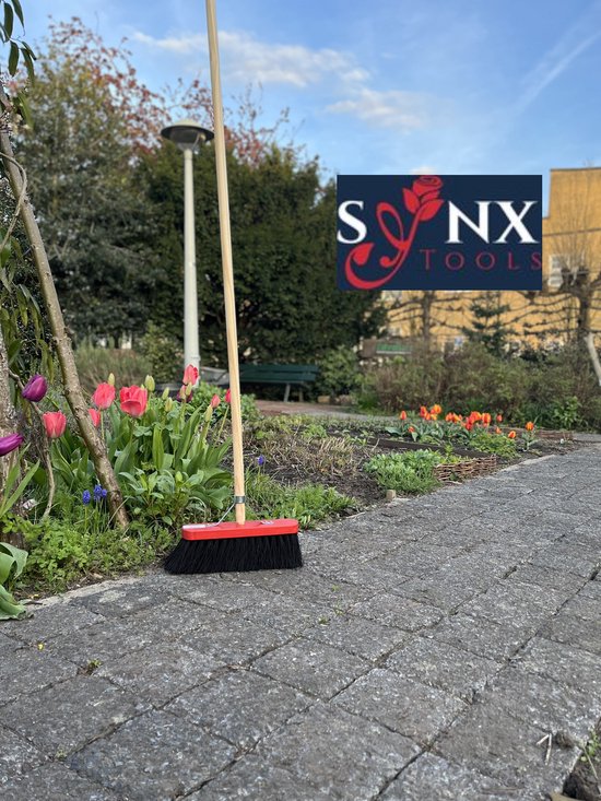 Synx Tools Bezem Colombo StadsBezem 30cm - Rode kap - Natuurvezel haren - Straatbezem haren - Bezems Buiten - Schrobborstels - Buitenbezem steel 150cm van Synx Tools — afbeelding 4