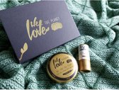 We Love The Planet Geschenkset | Limited Edition | Golden glow | Vakantie | Reisset | Reis spullen | met Deodorant Crème Golden Glow en Lippenbalsem| Cadeauset | Moederdag | Vaderd