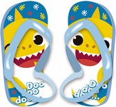 teenslippers Baby Shark junior donkerblauw maat 28