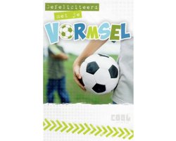 Gefeliciteerd met je vormsel! Een kleurrijke wenskaart met een voetbal. Een leuke kaart om zo te geven of om bij een cadeau te voegen. Een dubbele wenskaart inclusief envelop en in folie verpakt.