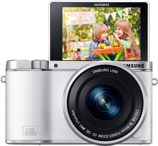 Samsung NX3000 + 16-50 mm Powerzoom - Systeemcamera - Wit