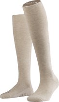 FALKE Sensitive London Dames Kniekous 47626 4659 sand mel. 35-38