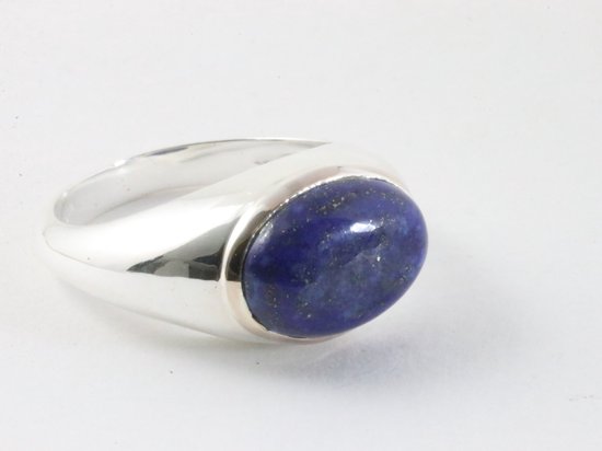 Zilveren ring met lapis lazuli - maat 20