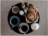 Poster Glanzend – Koffie - Melk - Suiker - Amandelen - Brood - Tafel - 80x60 cm Foto op Posterpapier met Glanzende Afwerking