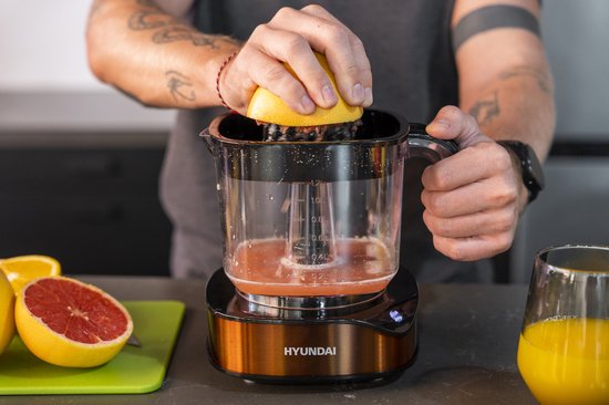 Machines À Jus. Presse-Agrumes. Extracteur De Jus À Mastication Lente