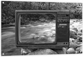 Tuinposter – Oude Vintage Televisie met Doorkijk op Rivier (Zwart-wit) - 120x80 cm Foto op Tuinposter (wanddecoratie voor buiten en binnen)