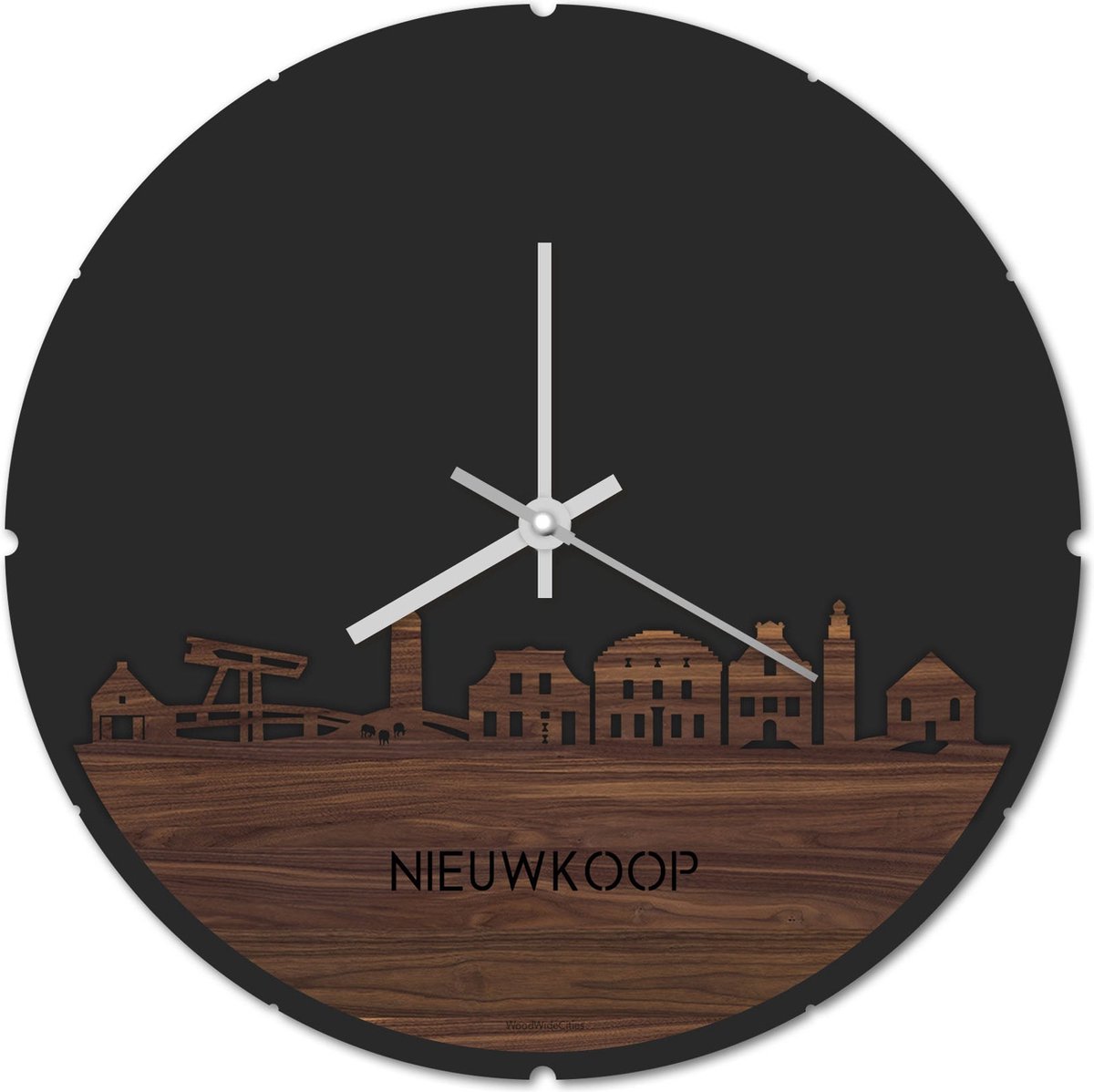 Skyline Klok Rond Nieuwkoop Notenhout - Ø 44 cm - Stil uurwerk - Wanddecoratie - Meer steden beschikbaar - Woonkamer idee - Woondecoratie - City Art - Steden kunst - Cadeau voor hem - Cadeau voor haar - Jubileum - Trouwerij - Housewarming -