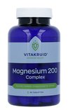 Blauwe pot met een wit deksel, etiket met "Vitakruid Magnesium 200 Complex" en "90 Tabletten".