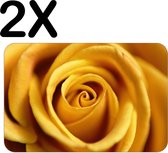 BWK Flexibele Placemat - Close-Up van een Geel / Gouden Roos - Bloem - Set van 2 Placemats - 45x30 cm - PVC Doek - Afneembaar