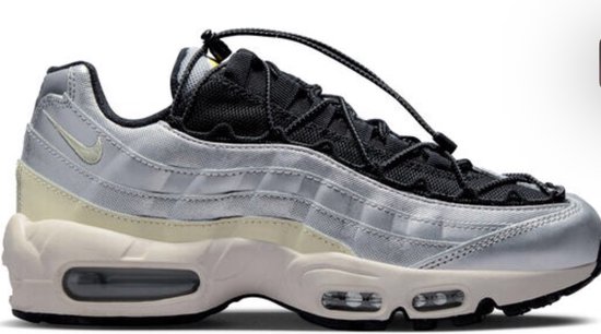 BASKETS NIKE AIR MAX 95= TAILLE 44