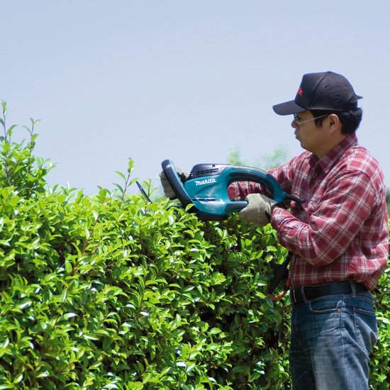 Makita UH6580 Elektrische Heggenschaar - 670 Watt - 65 cm zwaardlengte van Makita — afbeelding 3