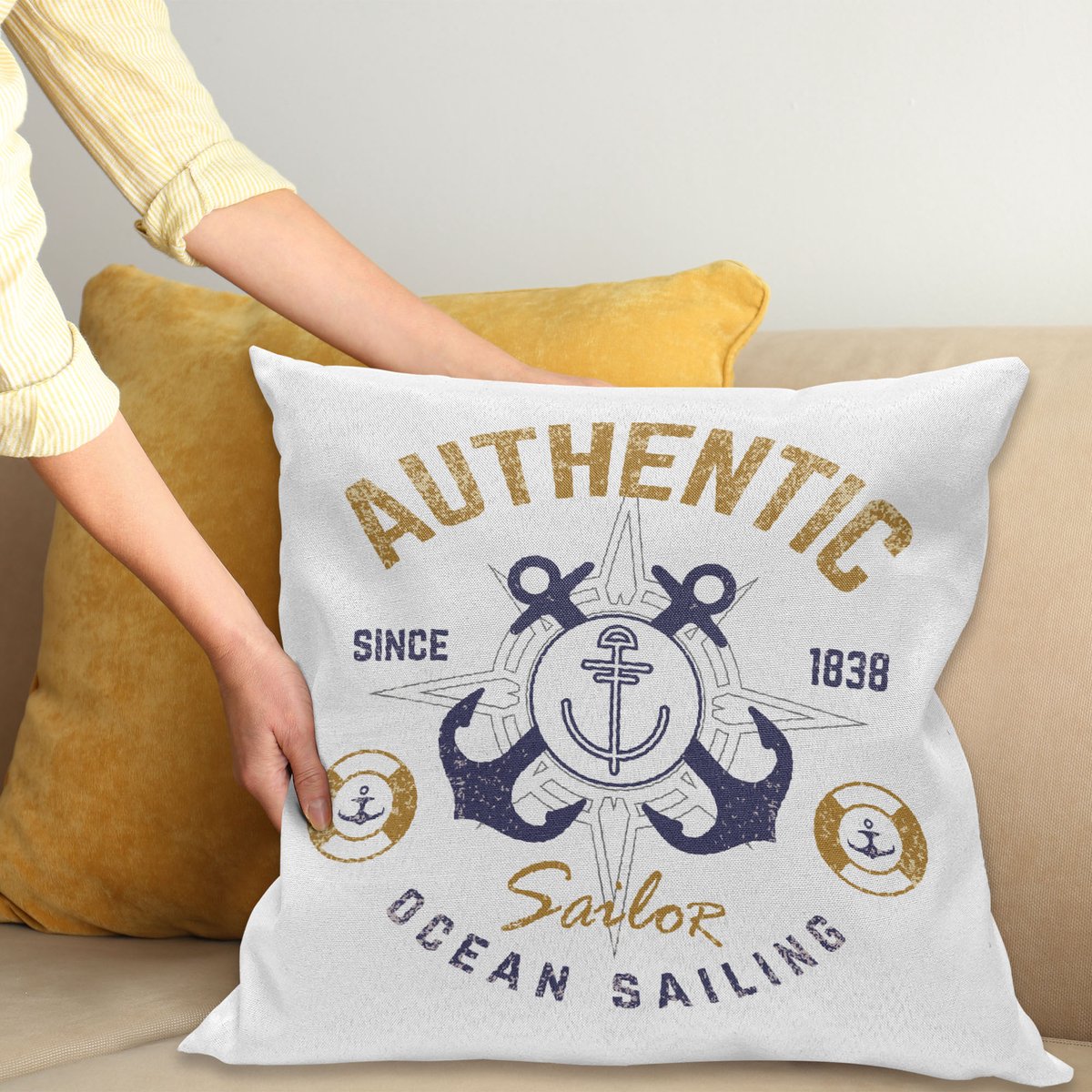 ABAKUHAUS Nautisch Kussenhoes, Lifeboy Rudder Kapitän, Wasbare Kleurechte Kussenhoes met Digitale Dubbelzijdige Print en Ritssluiting, 50 x 50 cm, Blassbraun Blauw Wit