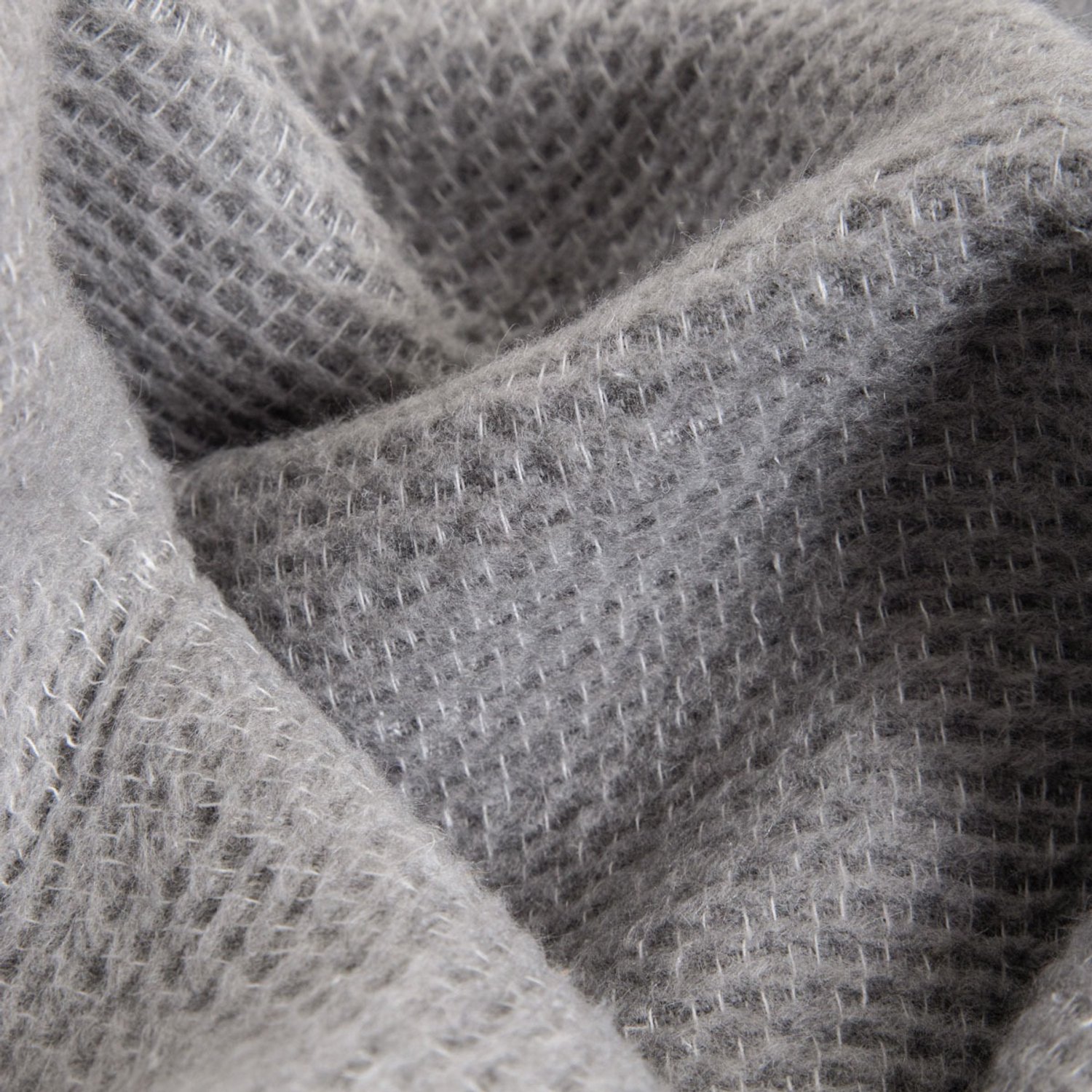 Homla Plaid | MALLOW | dik grijs met decoratieve textuur | 150x200cm | 771569