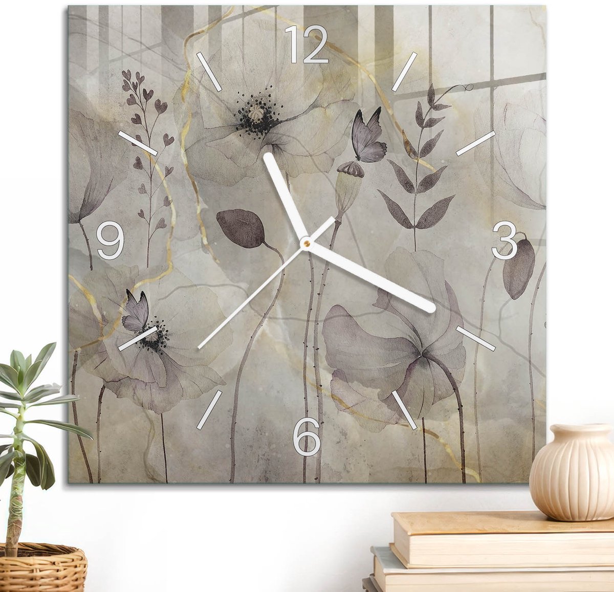 ArtPrintCave Beige Glazen Klok - 30x30 cm - Wandklok Vierkant - Bloemige Lichtheid Unieke Klok - Natuur Stille Wandklok - Witte Klokwijzers