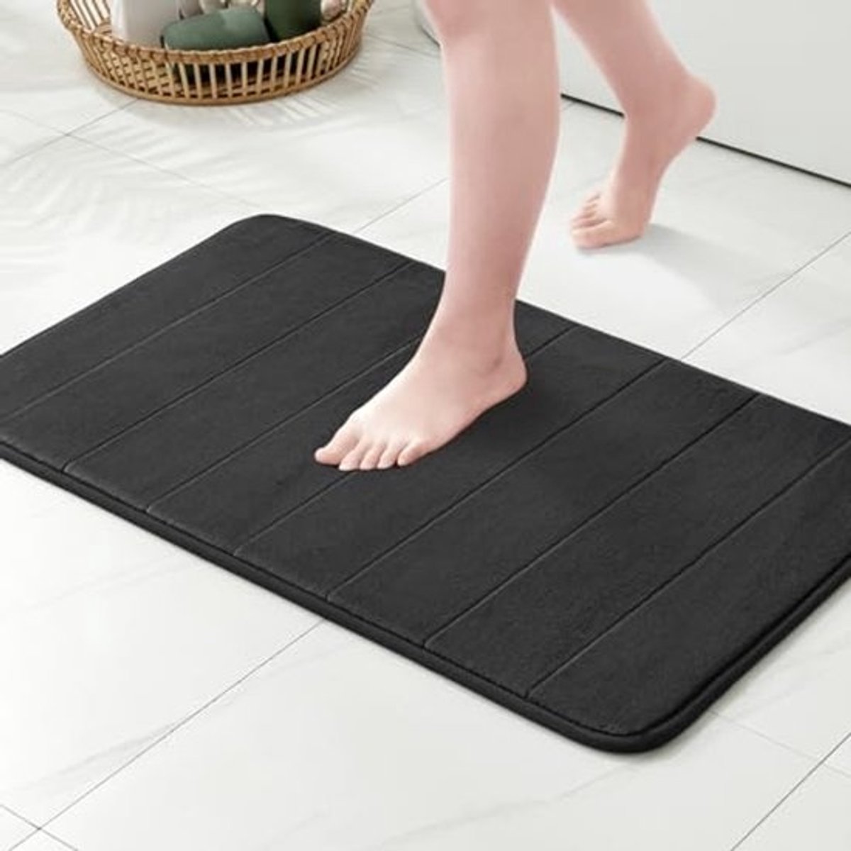 Antislip Badmat van Traagschuim - Zacht en Absorberend - Wasbaar - 45x45 cm - Zwart