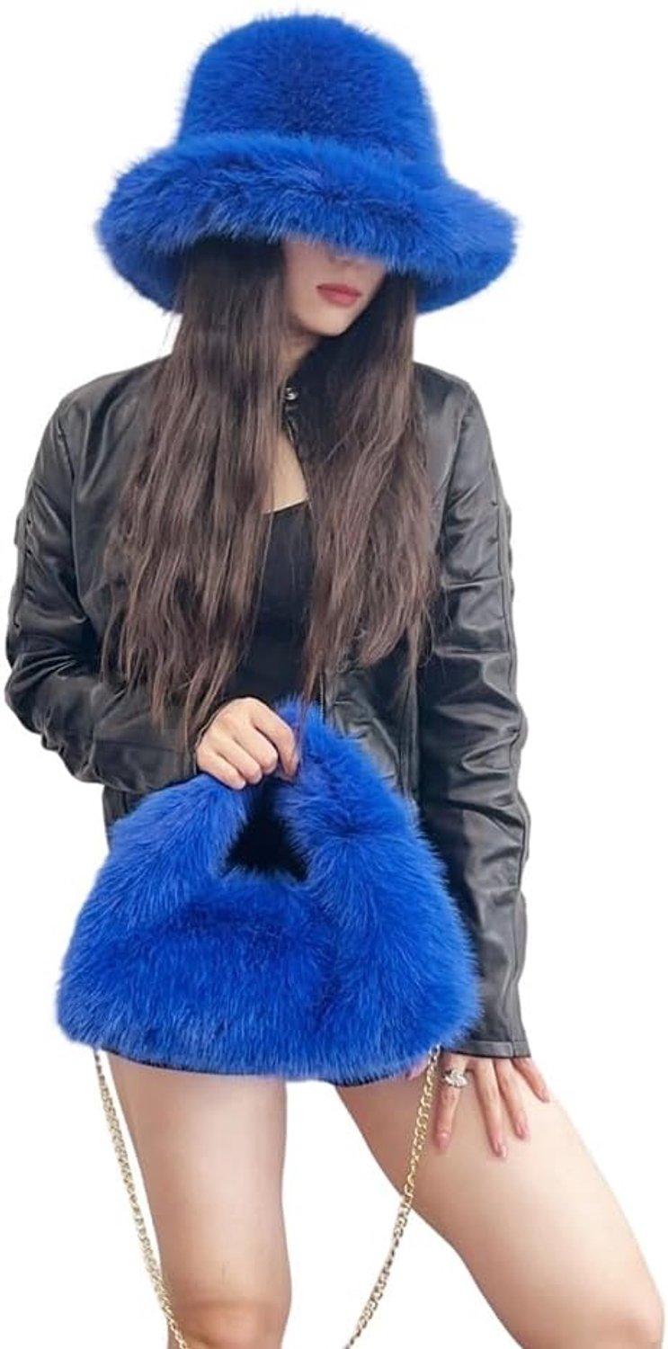 Modieuze set bevat muts en handtas met ketting winter faux-vossenbont muts dames pluche vissershoed warme pluizige schoudertassen schoudertas voor dating reizen saffierblauw
