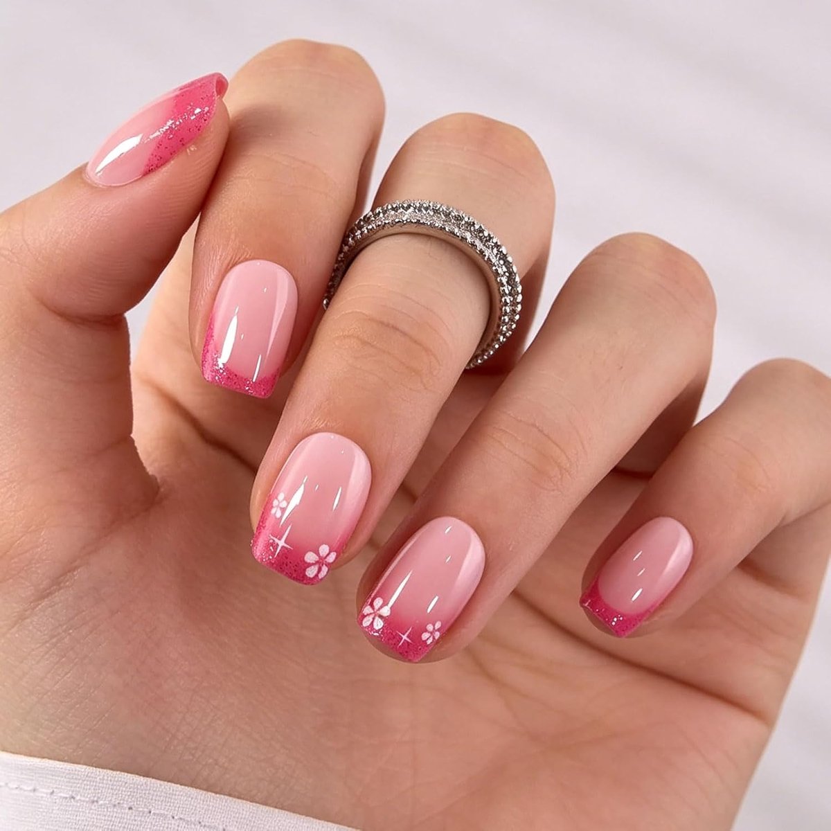 Tayahanude Nails, Soft Gel Press On Nails Extra Kort Vierkant, 24 Stuks Nepnagels Kit met Rubber Lijm Pads - ShopVlot