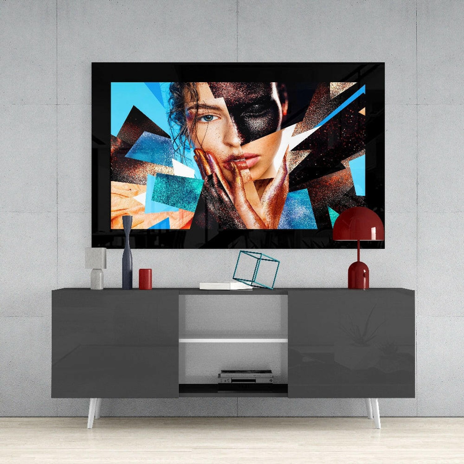 Glasschilderij – Moderne Vrouw – Stijlvolle Wanddecoratie