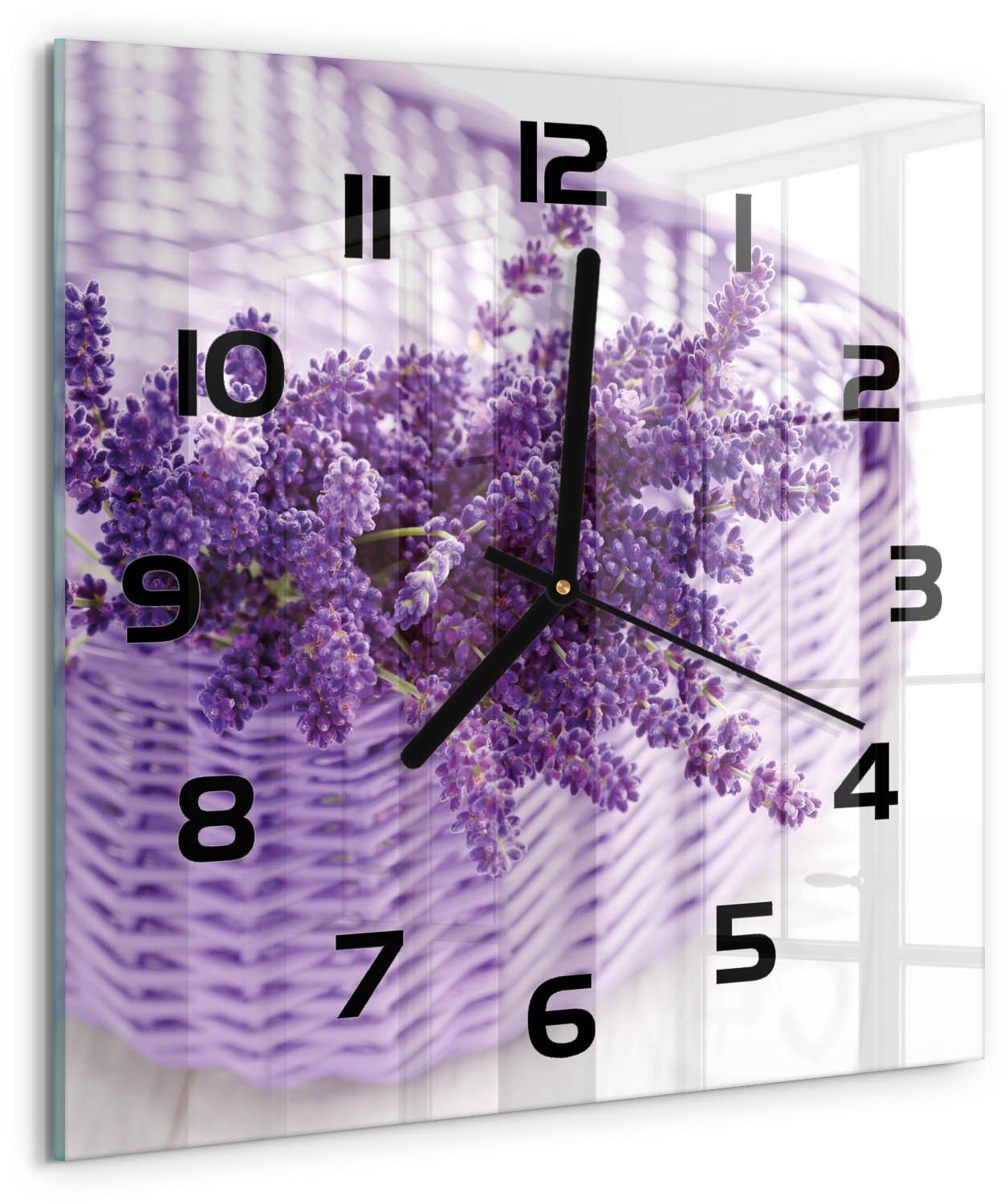 TULUP Wandklok - Lavendel in een mand Gekleurde Glazen Klok - 30x30 cm - Paars Glazen Klok Met Print - Zwarte handen - Vierkante Klok - Moderne Wandklok Glas - Wandklok Glas Decoratie