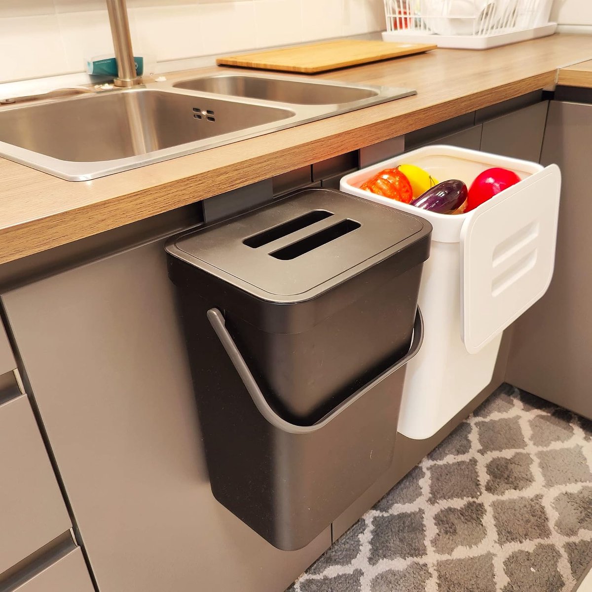 Stonespace Prullenbak voor onder de gootsteen, compostbak voor keuken, luier Pail, 3,2 gallon/12L hangende vuilnisbak voor babybedje/badkamer/kast, plastic voedselafvalbak, zwart