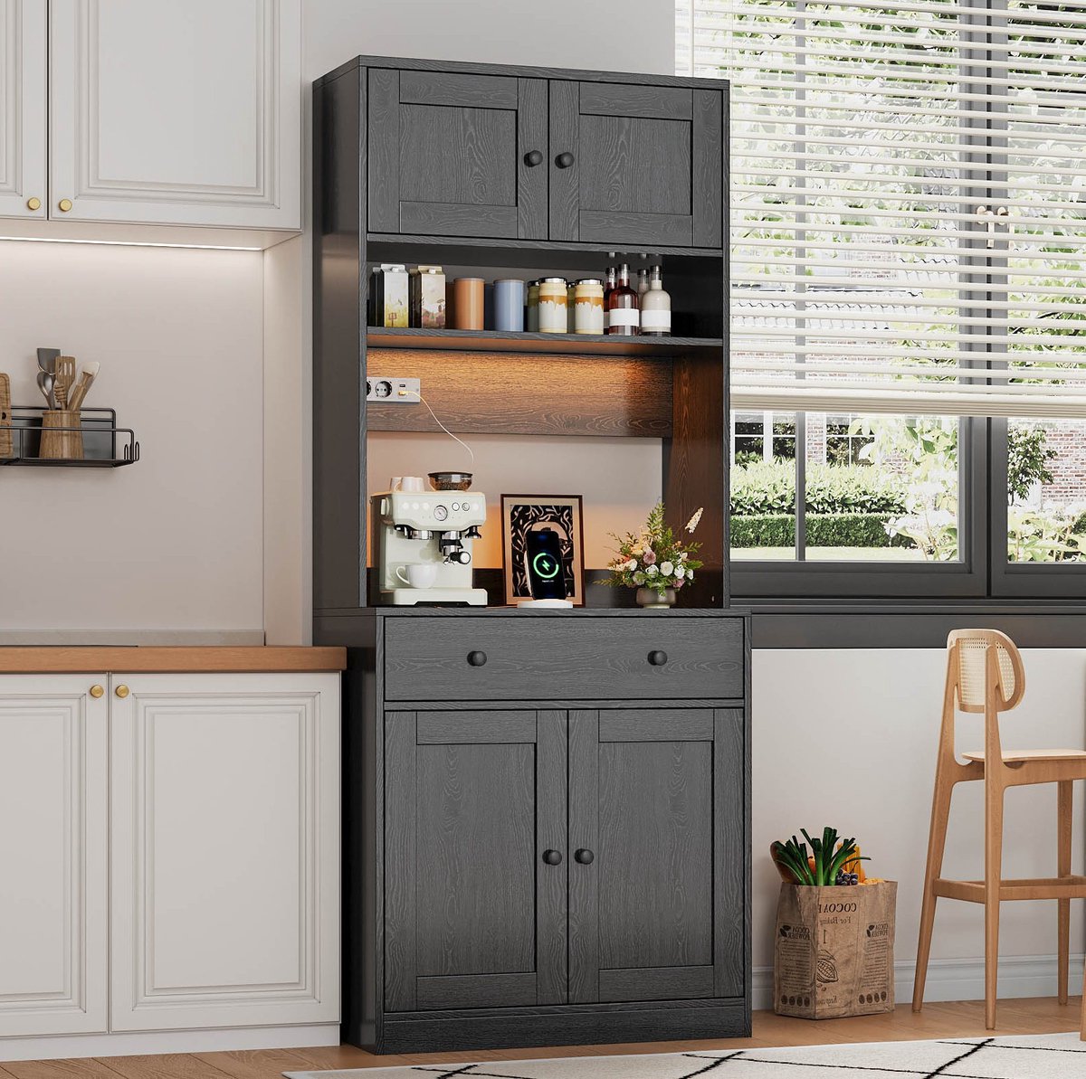 MIVRAY Keukenkast Hoogkast Met LED Verlichting En Stopcontacten - Voor Keuken, Eetkamer En Woonkamer - MDF - Zwart - 180 Cm