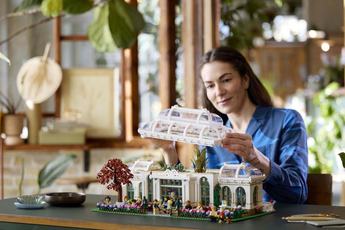 LEGO® Ideas De botanische tuin, cadeau met natuurthema voor liefhebbers van tuinieren en bloemen, decoratief displaymodel voor volwassenen, inclusief 12 minifiguren 21353 — cadeau in Spellen & Speelgoed - foto 2