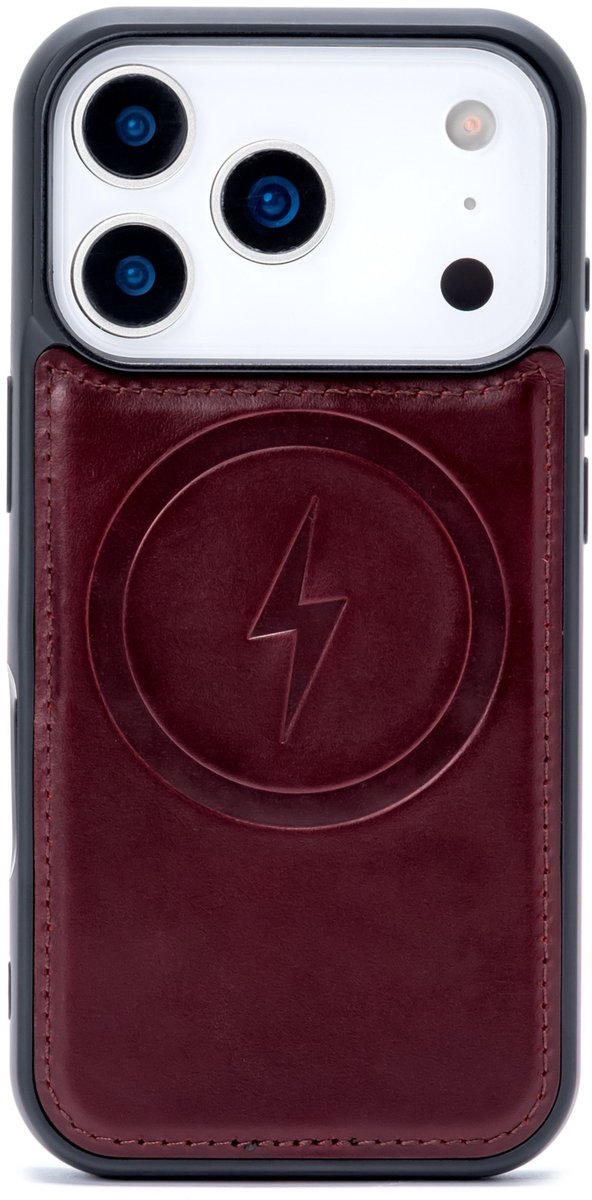 Casemania Echt Leren Hoesje Geschikt voor Apple iPhone 18 Pro - Burgundy Red - Geschikt voor MagSafe - Leer Back Cover