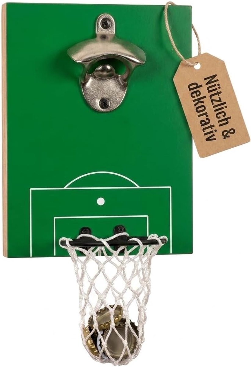 Dailygoods- Flesopener Voetbalveld - Wandmontage - Houten Plaat 20 x 15 cm - Kroonkurkvanger - Decoratie voor Mannen - Origineel Design - Baraccessoir