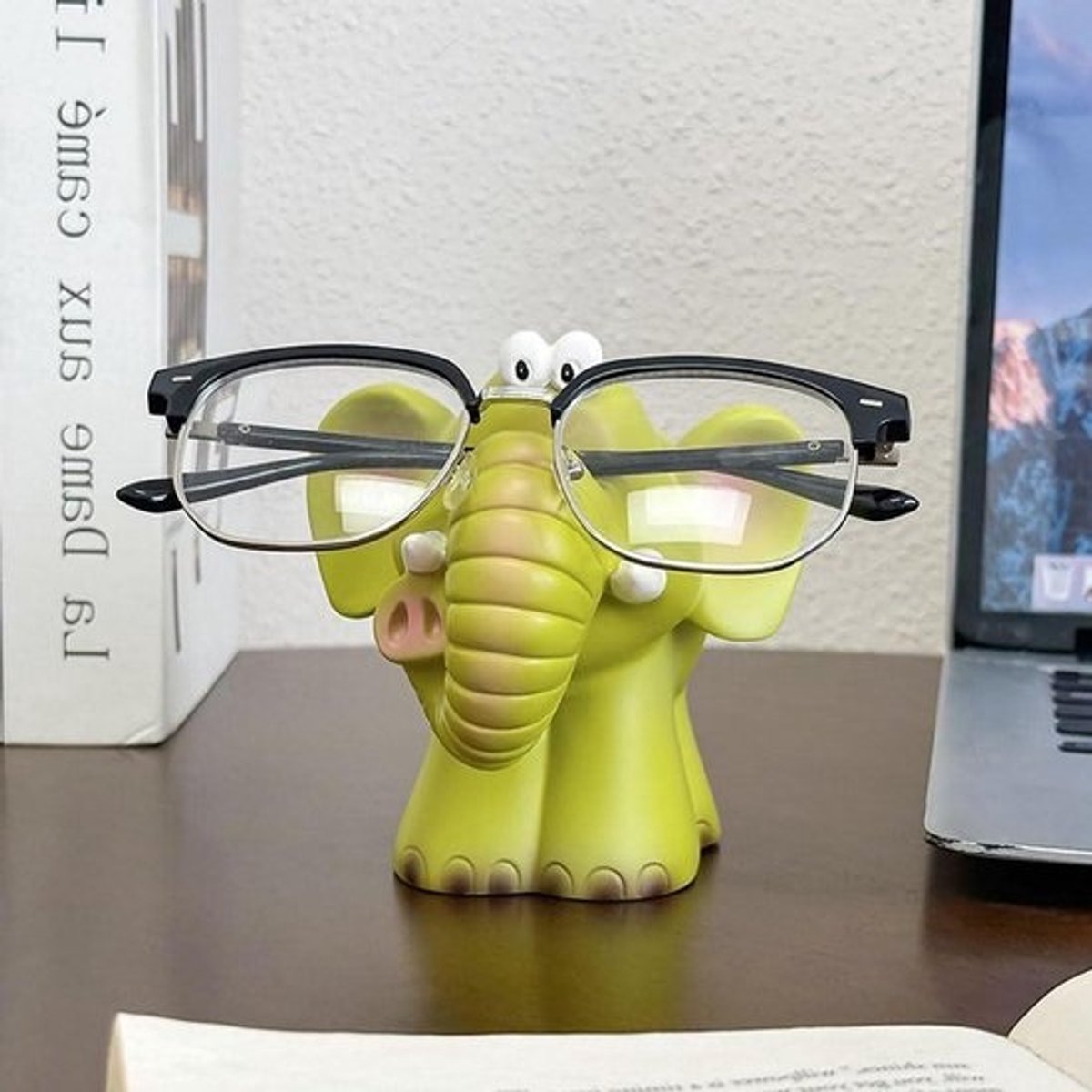 Brillenhouder Olifant - Brilstandaard Dier - Bureau Decoratie - Handgemaakt Hars - 10.3 x 12.5 x 11 cm - Groen