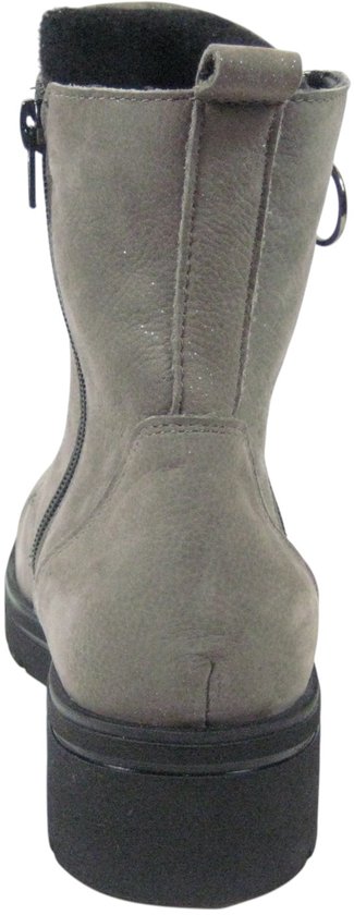 Achteraanzicht van grijze glitter veterboot van Wäldlaufer met lus en zwarte zool.