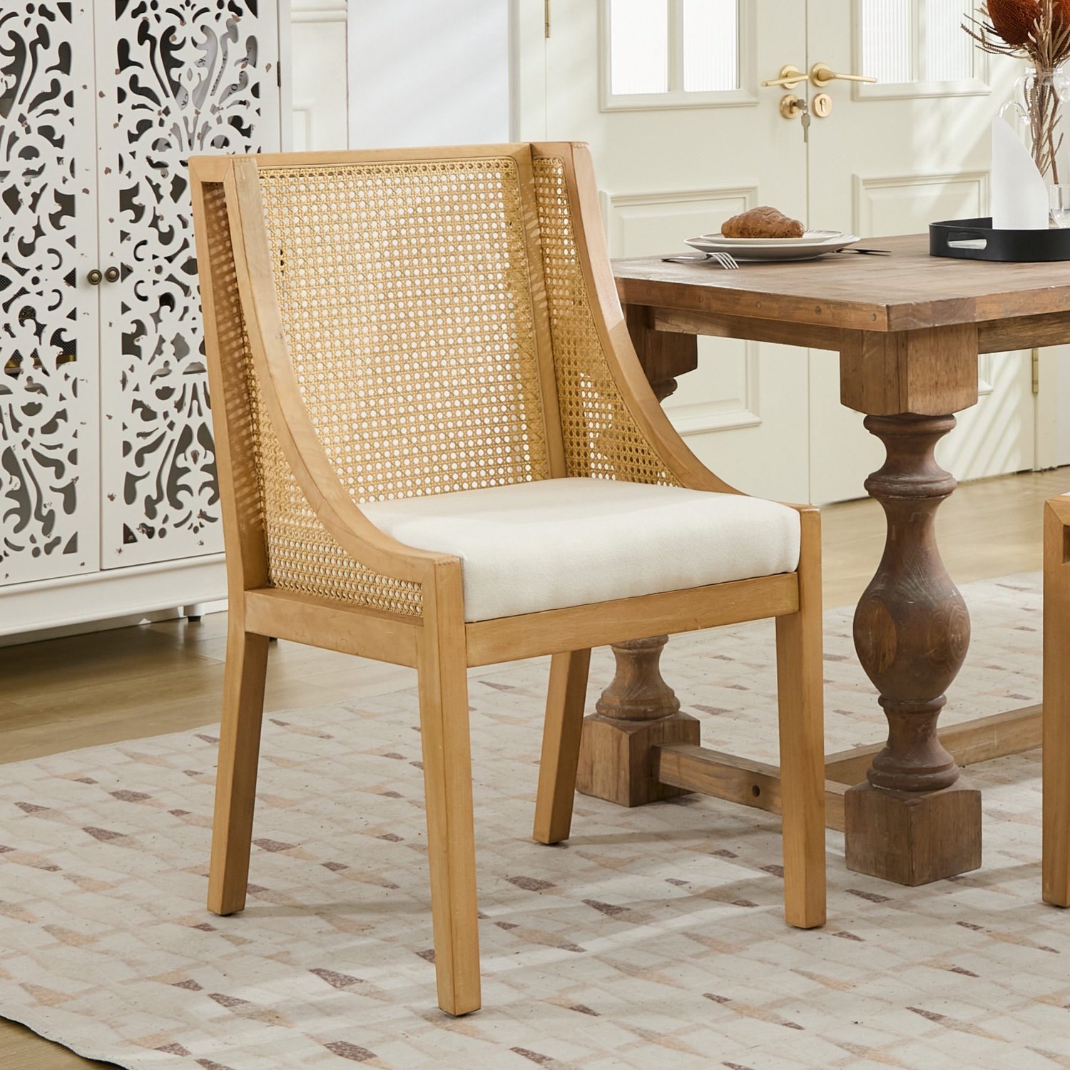 VVBV Eetkamerstoel met Armleuning 60.5x55.5x95 cm – Rotan, Armleuningen – Eetkamer Stoelen met Armleuning – Eetkamerstoelen – Linnen – Beige
