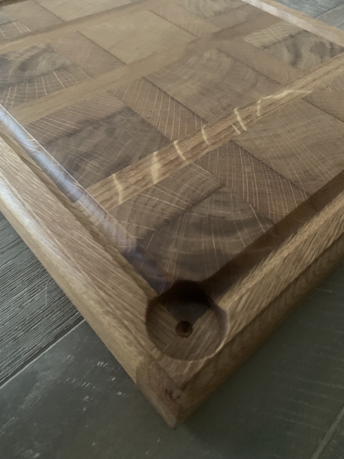 Luxe Handgemaakt Massief Eikenhouten Hakblok / Snijplank / Serveerplank 34 cm x 30 cm x 3.5 cm - R Gijsbers Design