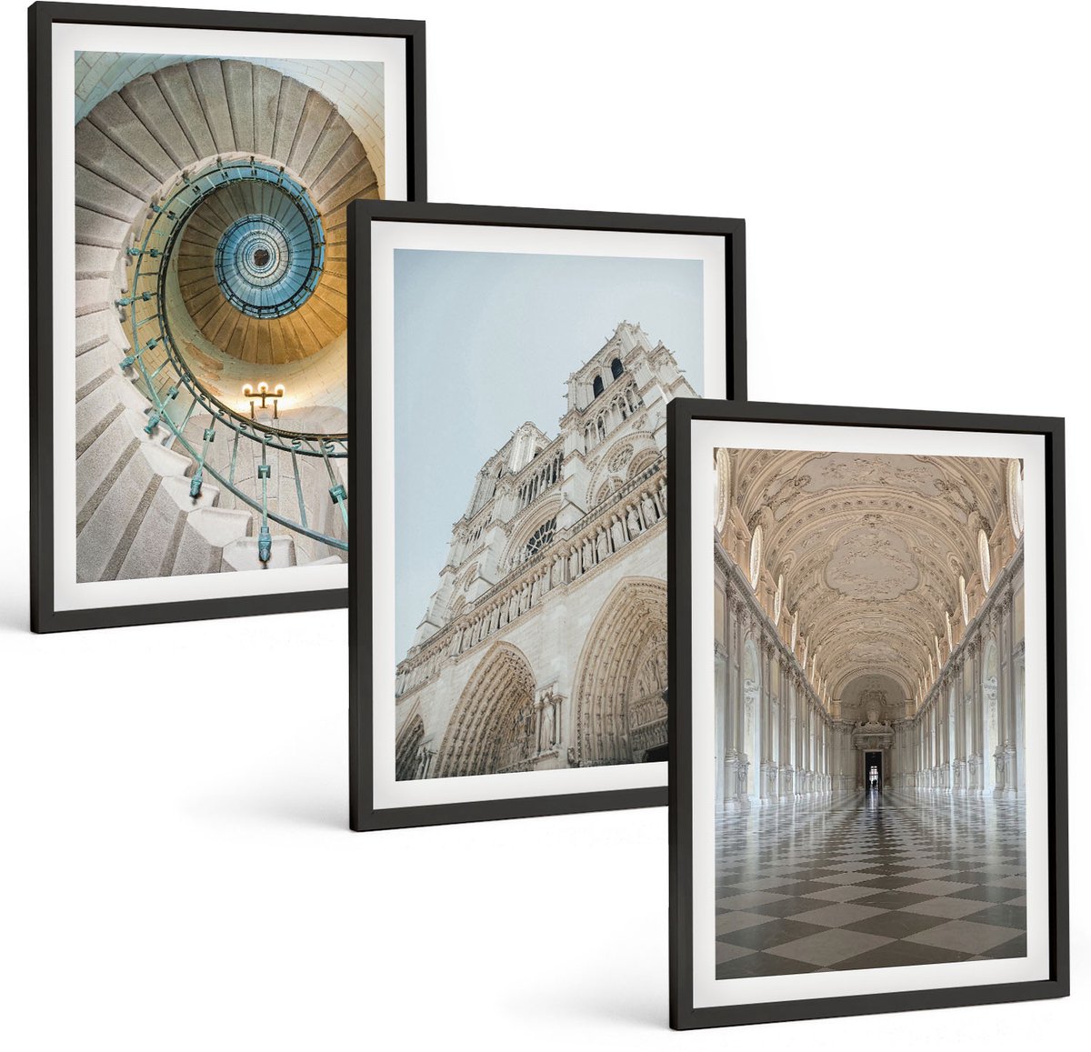 Coloray 3-Delige Schilderij Set - Wenteltrap Van De Kathedraal Uitzicht Op De Gevel Van Het Gebouw Tegelgang - 40 x 60 cm - Wanddecoratie - Schilderijen Set - Interieur - Interieur Decoratie