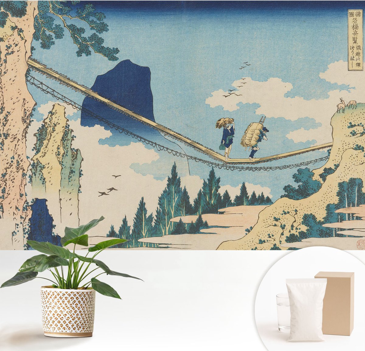 Wallfluent Fotobehang - Blauw Vliesbehang - 152x104 cm - Bergbrug Fotobehang Vlies - Hal behang Landschappen - Muurschildering - Woonkamer behang