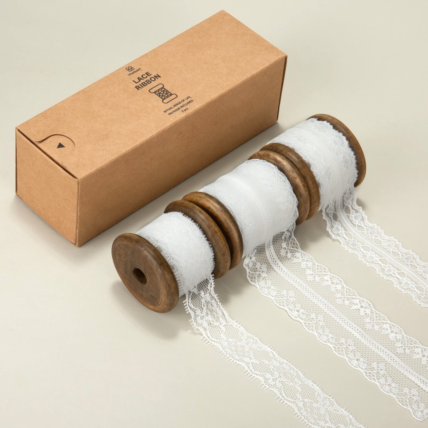 Set van 3 Rollen Wit Kantlint voor Creatieve Projecten