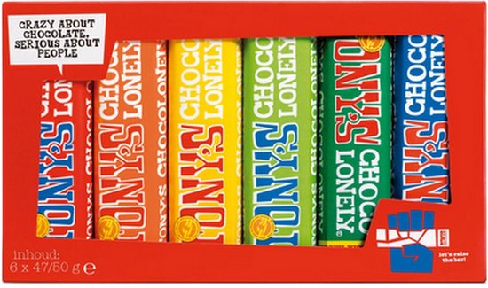 Tony's Chocolonely proeverijtje in rode doos met zes kleurrijke chocoladerepen en tekst: Crazy about chocolate.